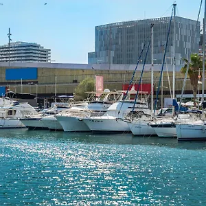 Boat Barcelona Hotel en barco