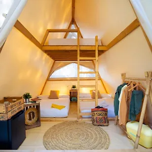 https://glamping-playa-brava.catalonia-hotels.com