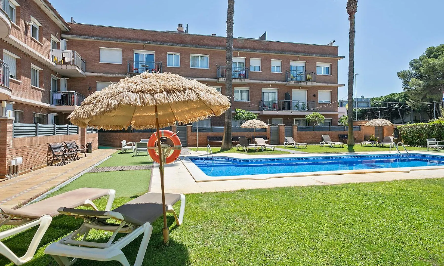 Velor Apartamentos Turisticos Кастельдефельс 0*,