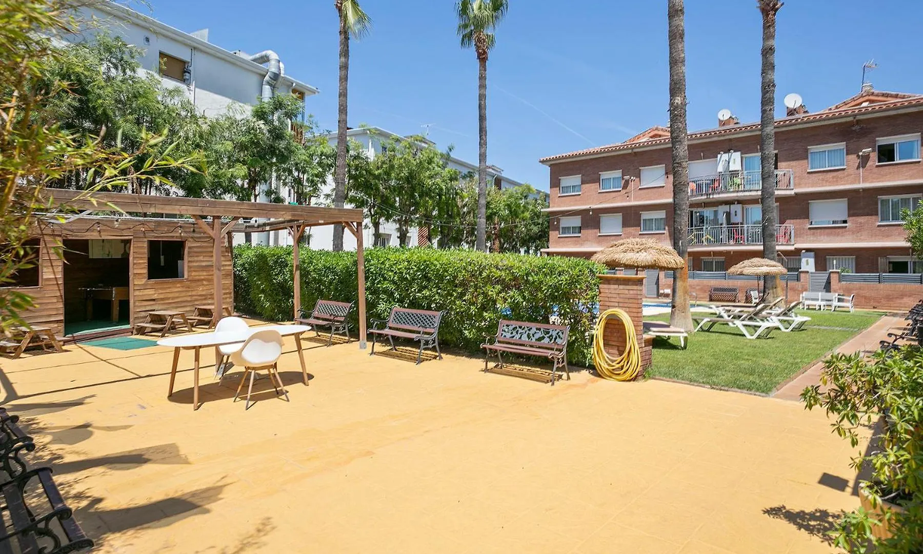 Velor Apartamentos Turisticos Кастельдефельс Испания